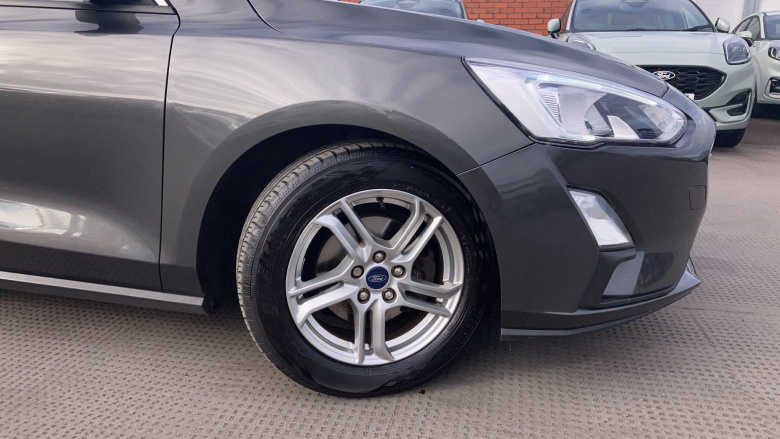 Ford Focus 1.0 EcoBoost 125 Zetec 5dr Petrol Hatchback